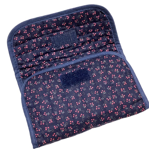 Vintage Hand Crafted Interpur Quilted Floral Wallet - Picture 3 of 14